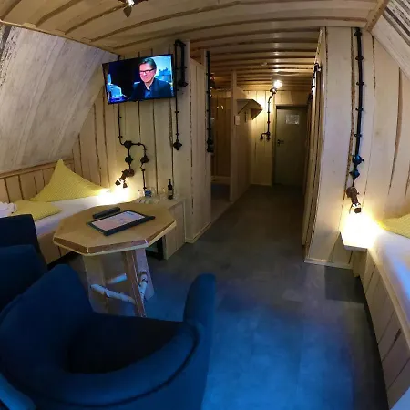 Erlebnishotel & Restaurant Fichtenhaeusel Am Poehlagrund Hotel Kuhberg