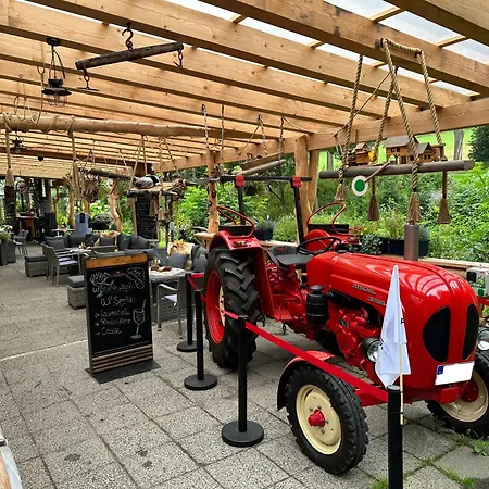 Hotel Erlebnishotel & Restaurant Fichtenhaeusel Am Poehlagrund Kuhberg