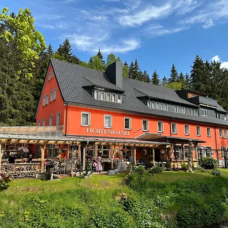 Erlebnishotel & Restaurant Fichtenhaeusel Am Poehlagrund Hotel