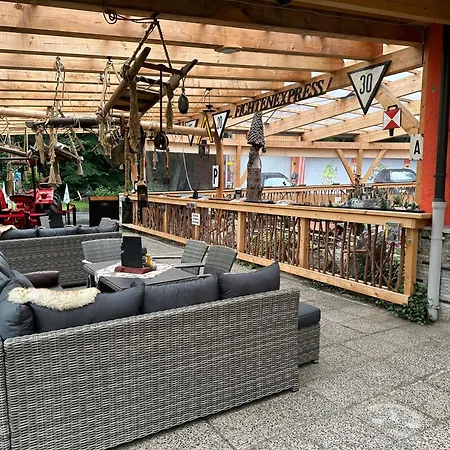 Hotel Erlebnishotel & Restaurant Fichtenhaeusel Am Poehlagrund 3*