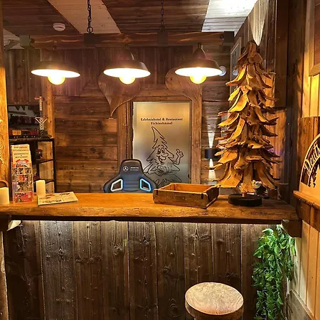 酒店 Erlebnishotel & Restaurant Fichtenhaeusel Am Poehlagrund