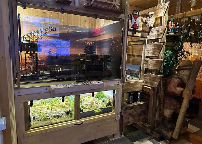 Erlebnishotel & Restaurant Fichtenhaeusel Am Poehlagrund 酒店 3*